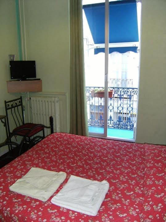 Hotel Confort Beziers Bagian luar foto