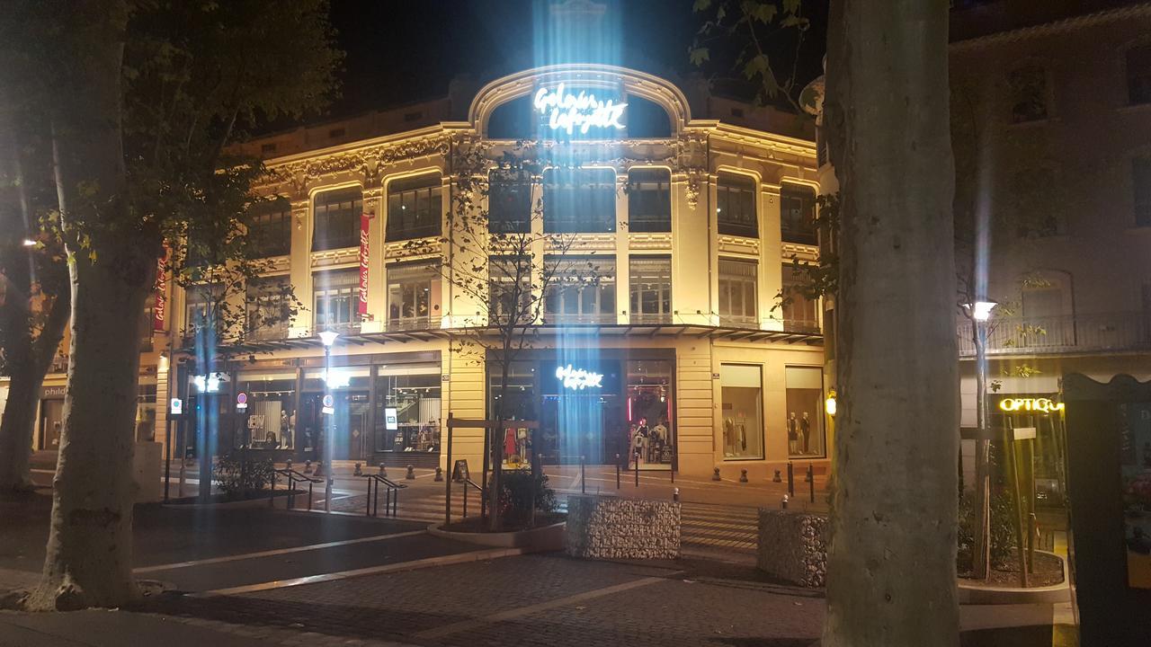 Hotel Confort Beziers Bagian luar foto